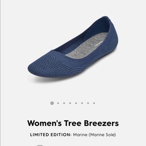 Allbirds tree flats in marine